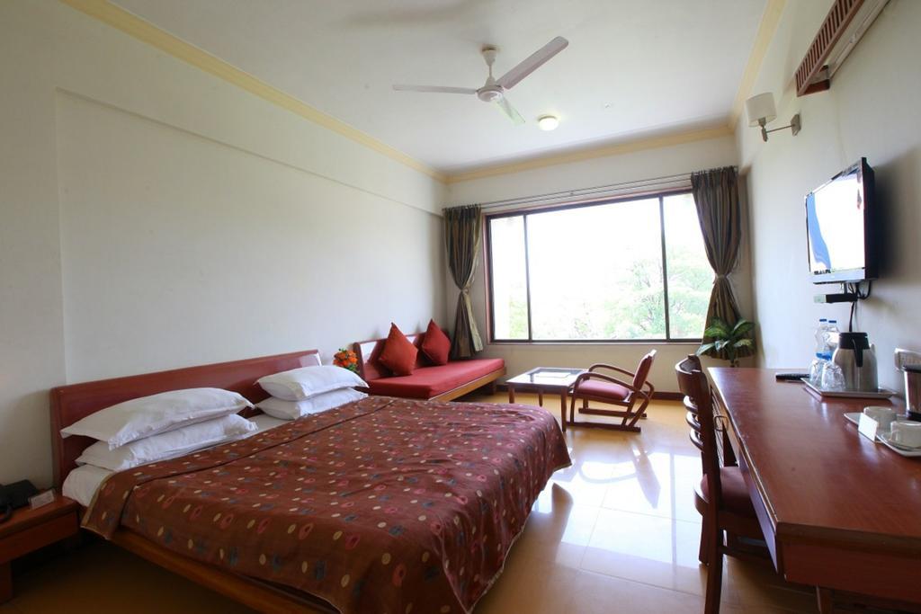 Shilpi Hill Resort Saputara Zimmer foto