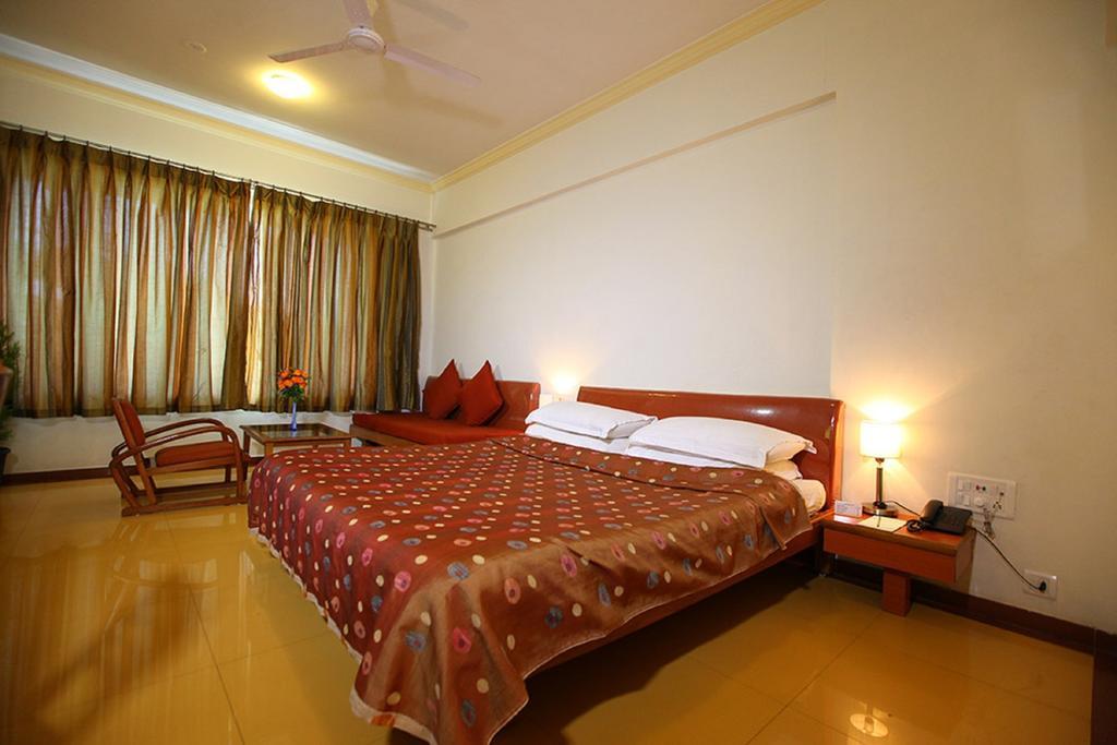 Shilpi Hill Resort Saputara Zimmer foto