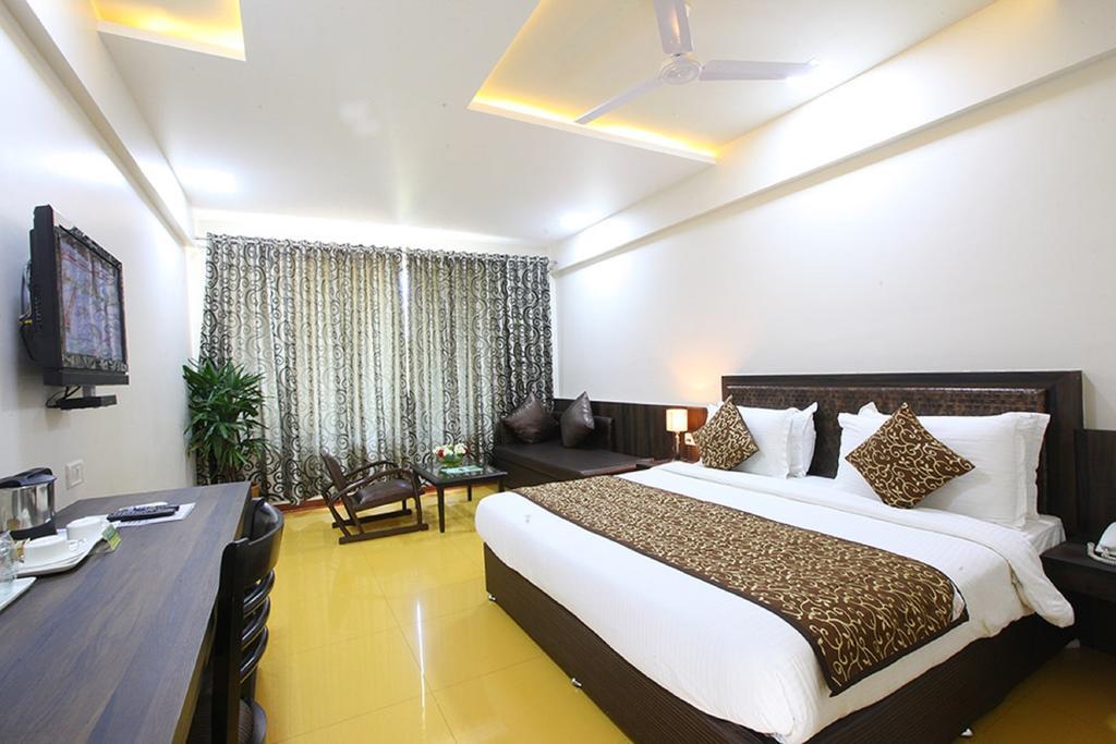 Shilpi Hill Resort Saputara Zimmer foto
